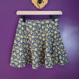 Forever 21 floral mini skirt - Medium
